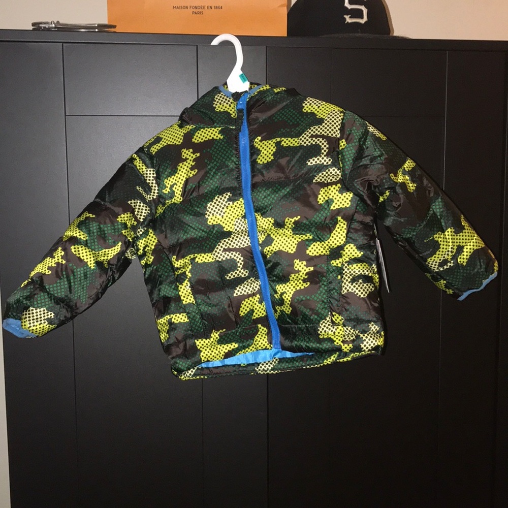 Camo baby puffer jacket.